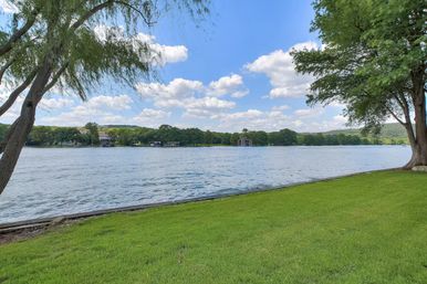Casa Paradiso: Private Lake Austin Estate with Pool, Game Room & Boat Dock image 5