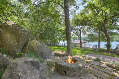 Casa Paradiso: Private Lake Austin Estate with Pool, Game Room & Boat Dock image 15