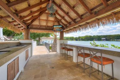 Casa Paradiso: Private Lake Austin Estate with Pool, Game Room & Boat Dock image 13