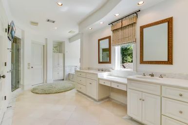 Casa Paradiso: Private Lake Austin Estate with Pool, Game Room & Boat Dock image 40