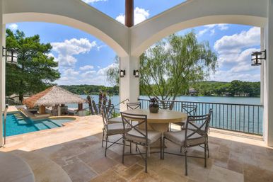 Casa Paradiso: Private Lake Austin Estate with Pool, Game Room & Boat Dock image 11