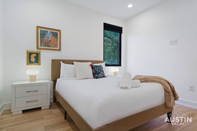 Modern East Austin Escape with Pool, Hot Tub & Grill image 26