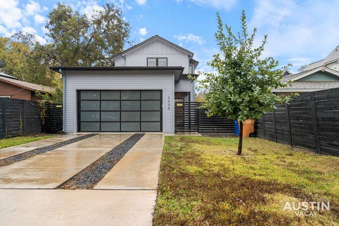 Modern East Austin Escape with Pool, Hot Tub & Grill image 44