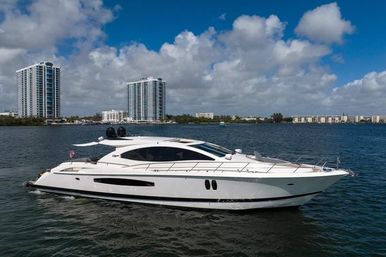 Private 75' Lazzara Yacht Charter: A Lavish Day on the Water image 1