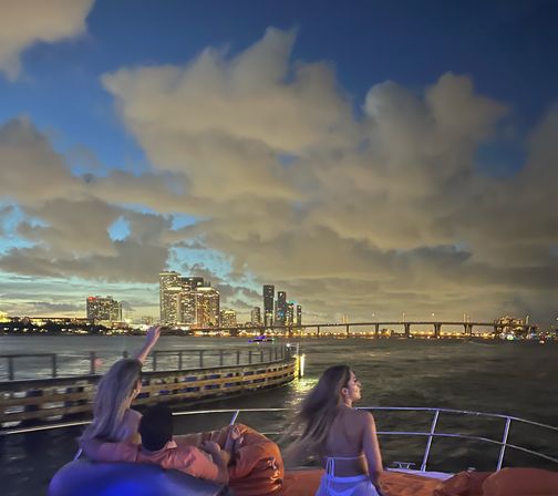 Miami Sunset & City Lights BYOB Yacht Party with Complimentary Bubbly image 10