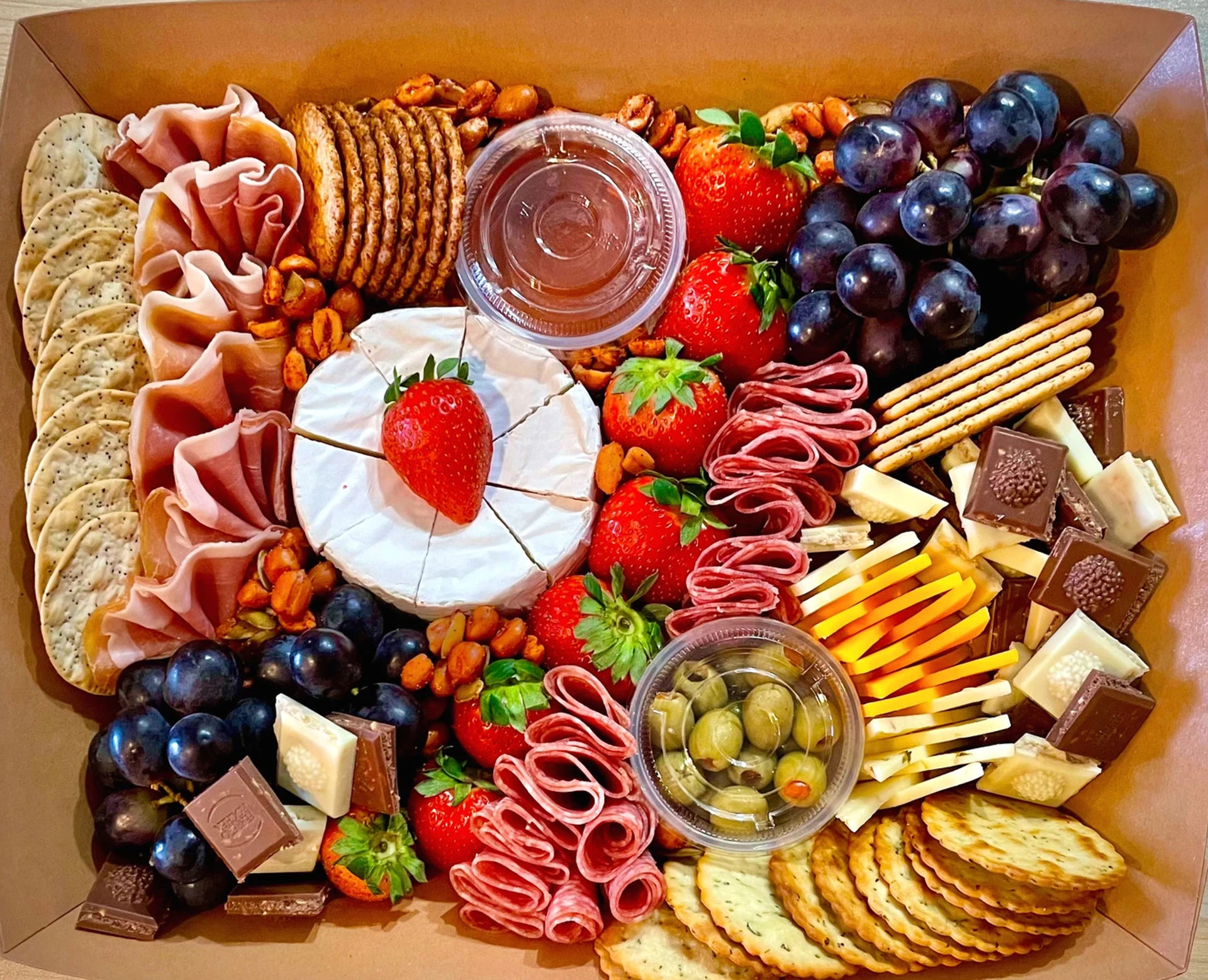 Entertaining 101: How to Assemble a Charcuterie Board – Stoltzfus