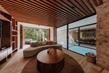 Palacio Kuil: Private Sanctuary with 4 Pools + Steam Sauna image 1