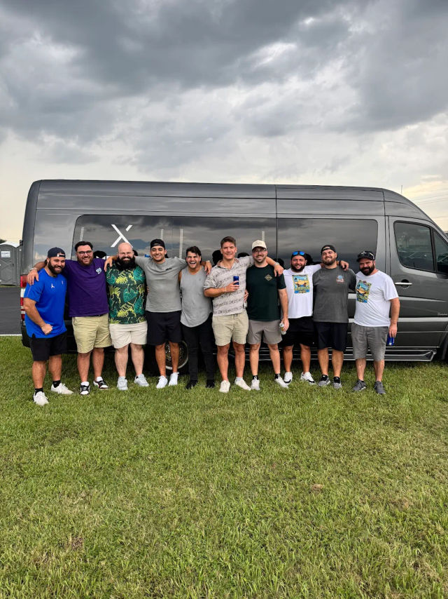Tampa Luxe: Luxury Sprinter Limos & Party Buses image 3