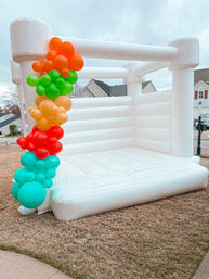 Beautiful Luxury White Bounce House for Your Party image 2