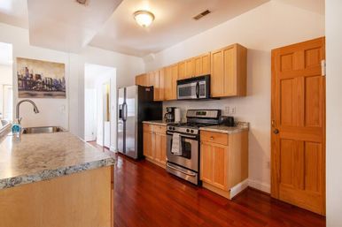 Grand Petworth Escape: Private Backyard + Near Metro image 7