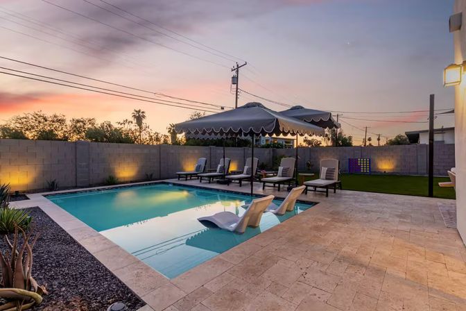 Casa Del Rey: Designer Stay with Private Casita, Pool + Lawn Games image 37