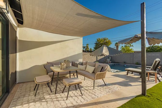 Casa Del Rey: Designer Stay with Private Casita, Pool + Lawn Games image 33