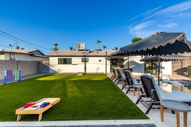 Casa Del Rey: Designer Stay with Private Casita, Pool + Lawn Games image 30
