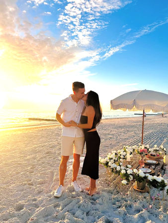 Private Luxury Beach Picnic with Customizable Decor, Food & Add-Ons image 11