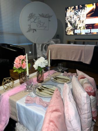 Luxury Outing Picnic Experienced with Custom & Themed Decoration Details image 12