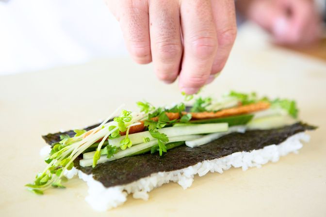 Sushi Roll Showdown: Cooking Class in Chicago image 4