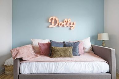 The Jolene - Dolly Parton-Inspired Retreat image 2