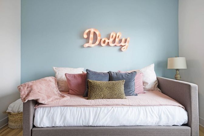 The Jolene - Dolly Parton-Inspired Retreat image 2