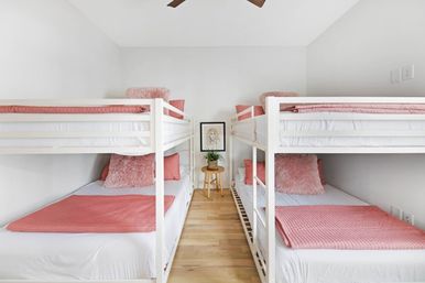 The Jolene - Dolly Parton-Inspired Retreat image 3