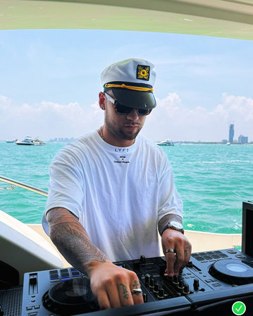 Hire a House Party DJ for Your Hotel Party or Yacht Outing with Your Girls! image 1