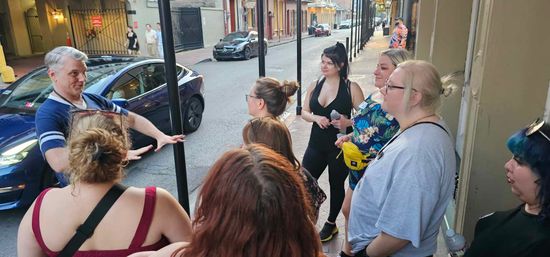 Haunted Pub Crawl Tour with Ghostly Tales & Spooky Bars image 8