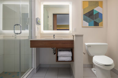 Staypineapple Hotel Z in the Gaslamp Quarter image 7