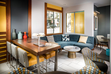 Staypineapple Hotel Z in the Gaslamp Quarter image 8