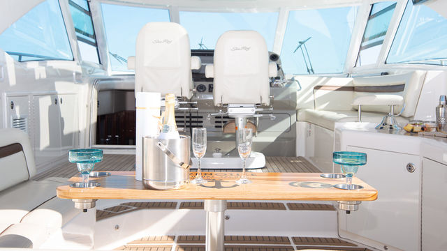 "Hypnotize" Sea Ray 540 Sundancer 54' Yacht Charter image 5