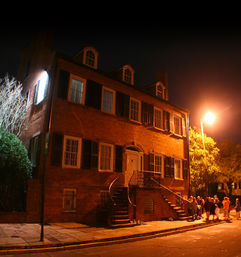 Haunted Savannah Open-Container Pub Crawl image 11