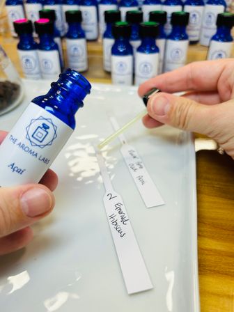 Gold Standard Scent Session at The Aroma Labs Chicago image 9