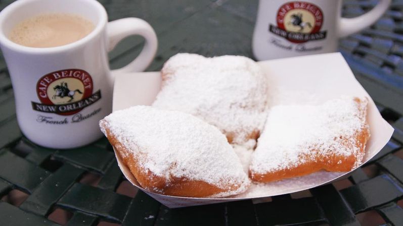 Beignets & Bubbly on Bourbon Street: Bottomless Mimosas, Brunch Entrees & Live Jazz at Cafe Beignet image 13