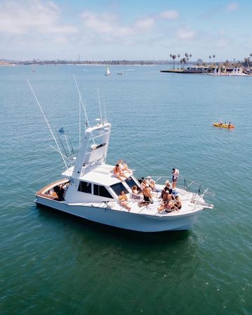 Mission Bay Boat Party: Day & Sunset Cruises for Your Crew image 24