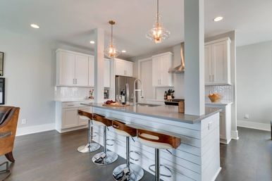 Double the Views, Double the Fun! Rooftop Views & Downtown Vibes: 6BR Near Broadway image 19