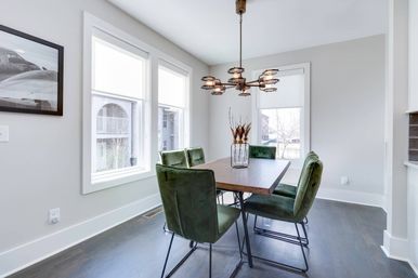 Double the Views, Double the Fun! Rooftop Views & Downtown Vibes: 6BR Near Broadway image 22