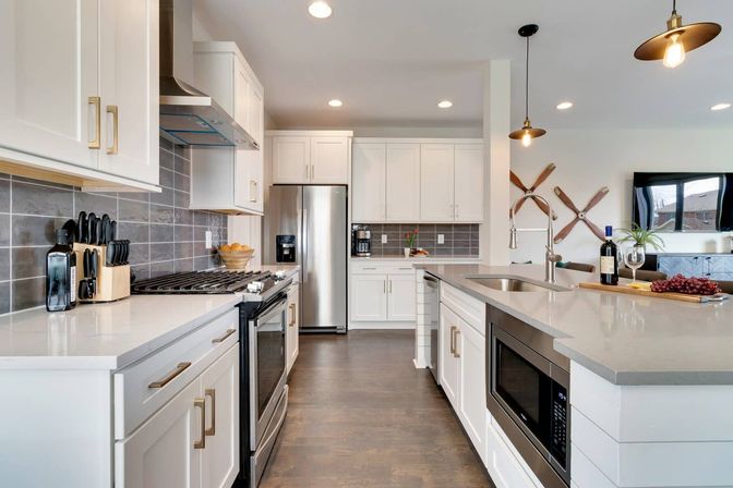 Double the Views, Double the Fun! Rooftop Views & Downtown Vibes: 6BR Near Broadway image 20