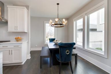 Double the Views, Double the Fun! Rooftop Views & Downtown Vibes: 6BR Near Broadway image 21
