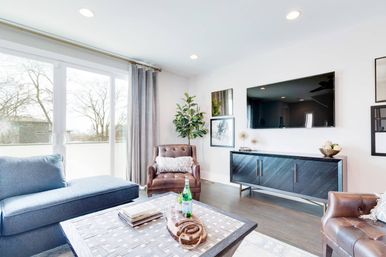 Double the Views, Double the Fun! Rooftop Views & Downtown Vibes: 6BR Near Broadway image 15