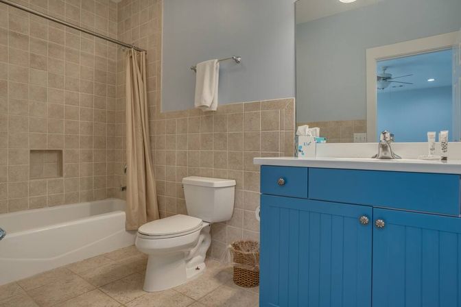 The Grand Daufuskie Oceanfront: 6BR Beachfront Home Near Melrose Pool and Club Facility image 11