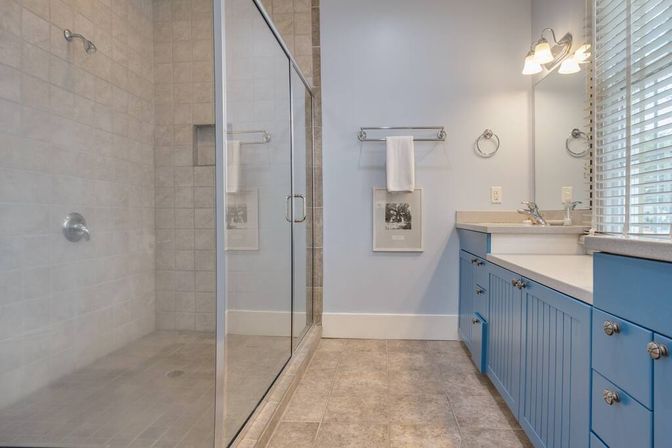 The Grand Daufuskie Oceanfront: 6BR Beachfront Home Near Melrose Pool and Club Facility image 37