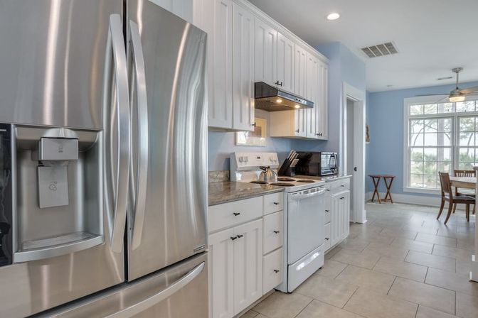 The Grand Daufuskie Oceanfront: 6BR Beachfront Home Near Melrose Pool and Club Facility image 18
