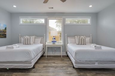 The Grand Daufuskie Oceanfront: 6BR Beachfront Home Near Melrose Pool and Club Facility image 16