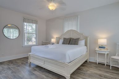The Grand Daufuskie Oceanfront: 6BR Beachfront Home Near Melrose Pool and Club Facility image 45