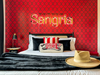 Lyric Lounge: A Country-Pop Dream Stay in the Heart of Nashville image 6