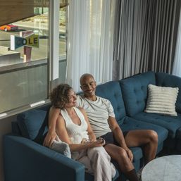 The Cole: Mid-Century Modern Boutique Hotel with Pool, On-Site Bar + Restaurant & Mountain Views image 5