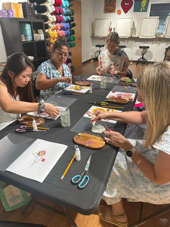 Pressed Flower Art Workshop: Create Your Own Botanical Frame image 7