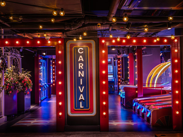 Mini Golf, Arcade Games + Cocktails at Swingers Dupont Circle image 9