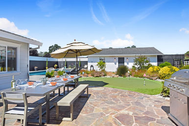 The Palmer Farmhouse: Elegant Sonoma Retreat with Pool, Hot Tub & Outdoor Living image 40