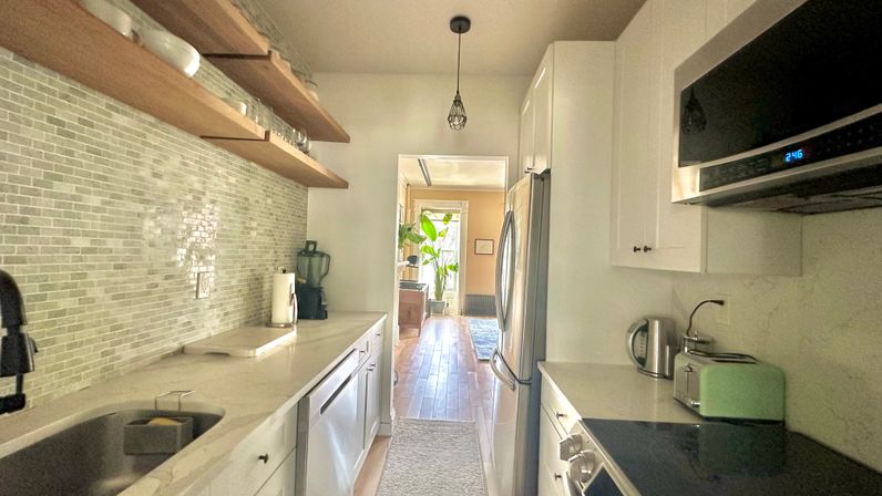 Penthouse Duplex with Spa Bathroom & Movie Theater Living Room image 22