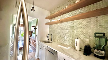 Penthouse Duplex with Spa Bathroom & Movie Theater Living Room image 24