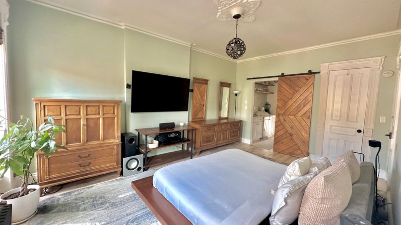 Penthouse Duplex with Spa Bathroom & Movie Theater Living Room image 27
